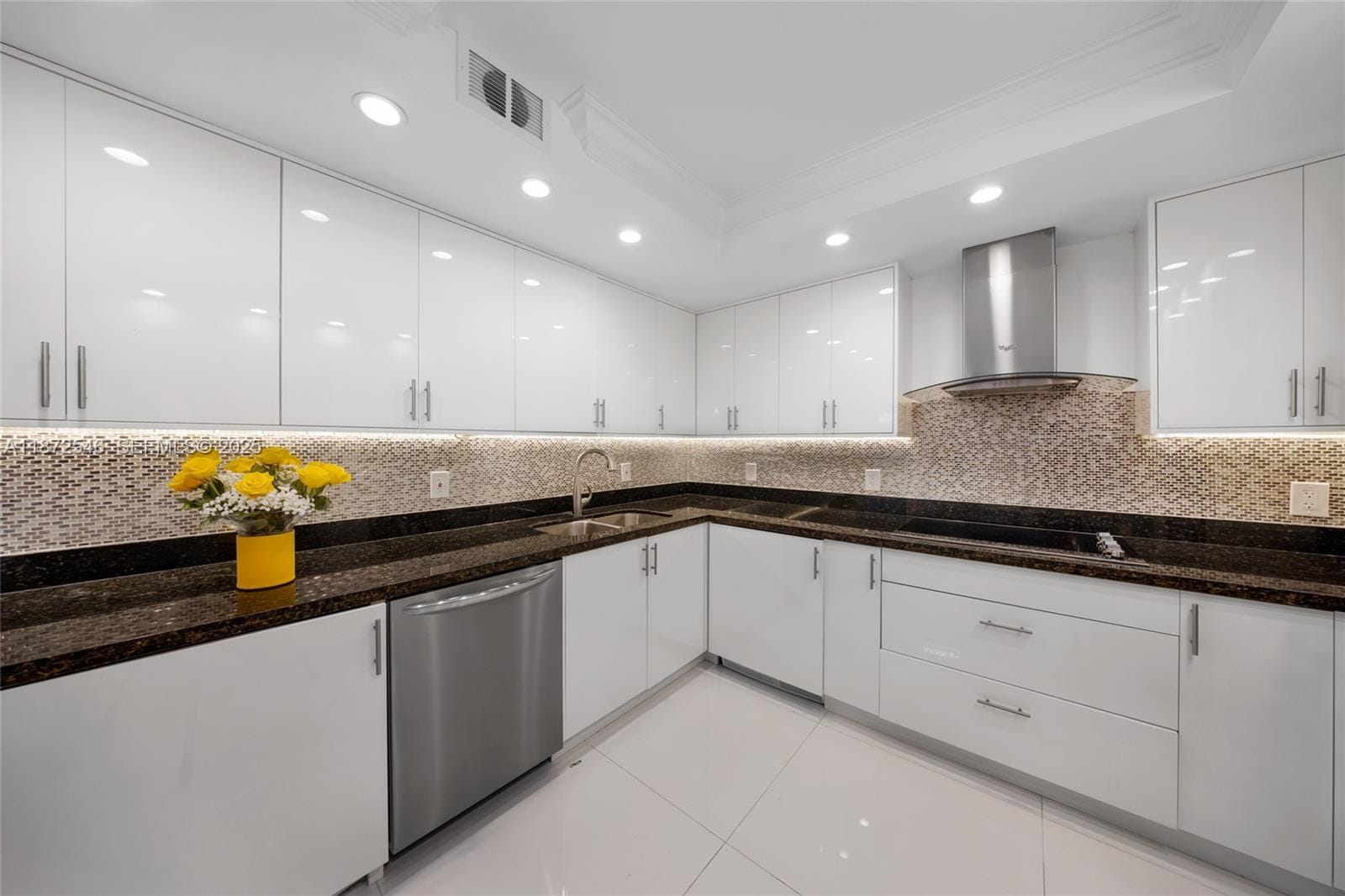 9801 Collins Avenue 5Q, Bal Harbour, FL 33154 photo 5