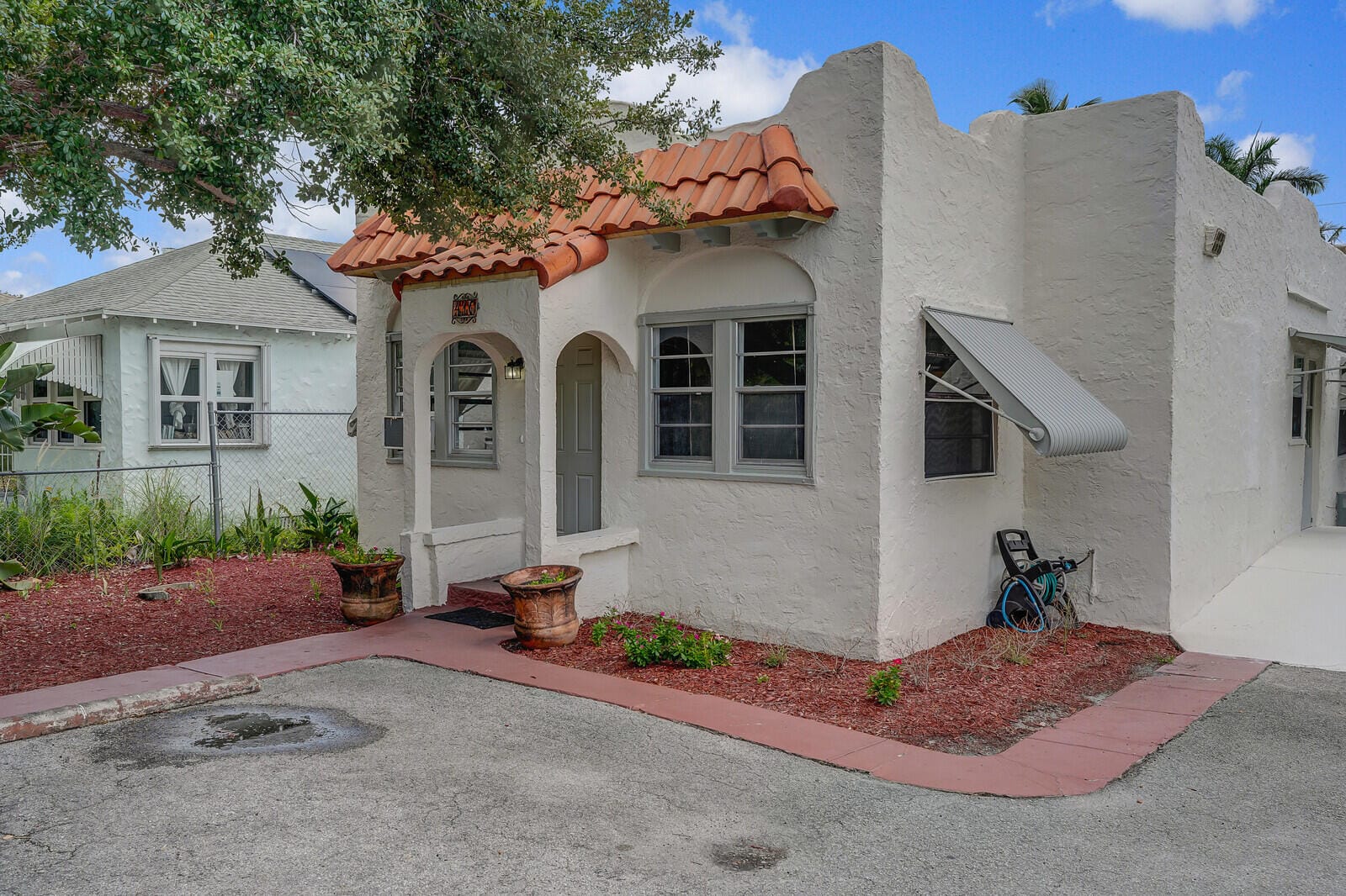 410 S Ocean Breeze — photo 3