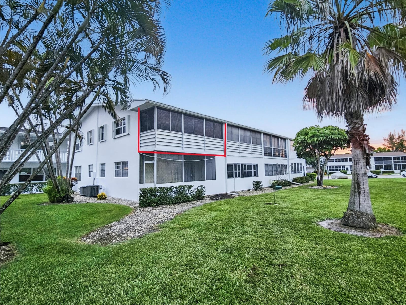 273 Windsor L, West Palm Beach, FL 33417 photo 2
