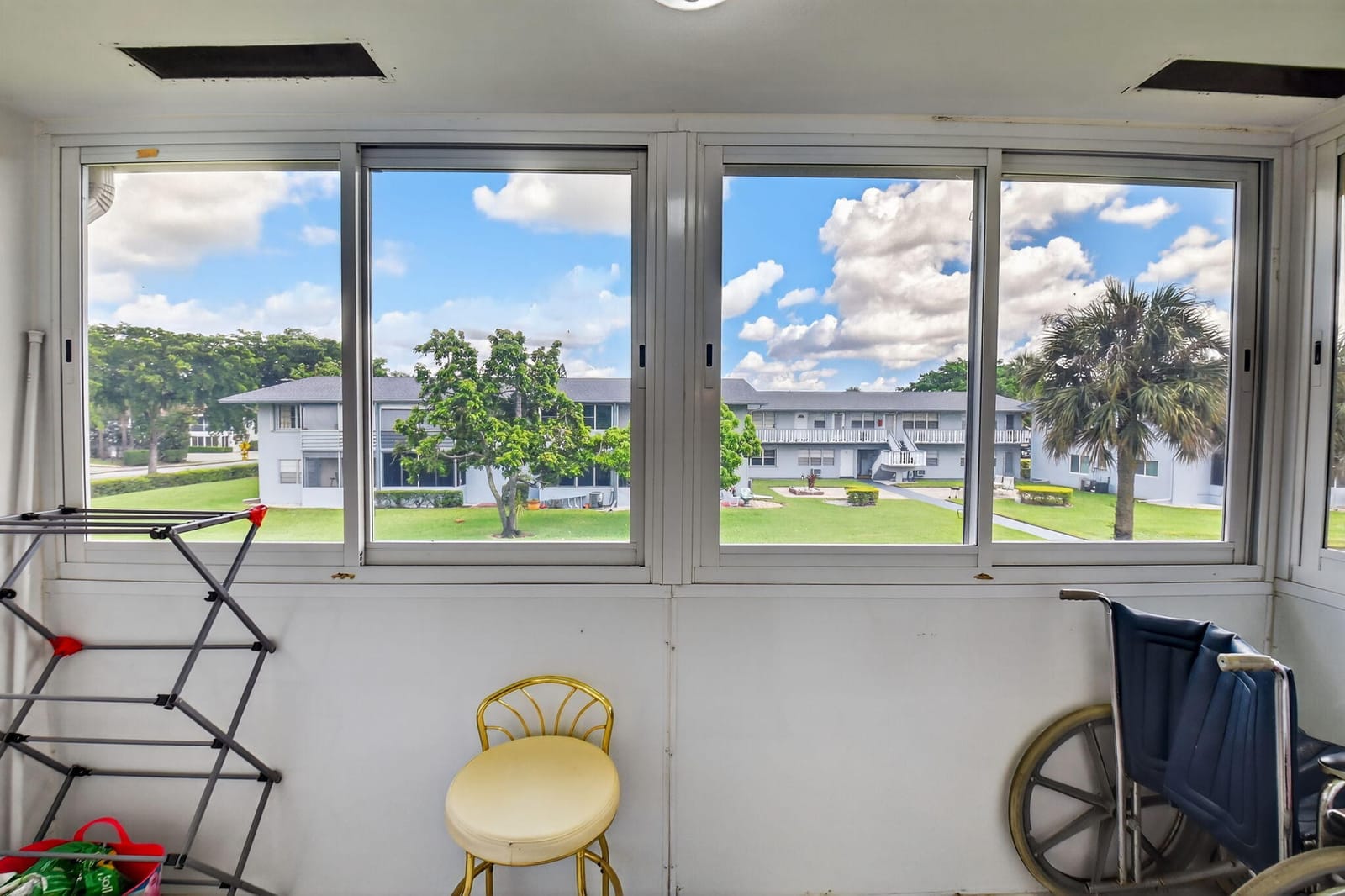 16 Waltham A, West Palm Beach, FL 33417 photo 14