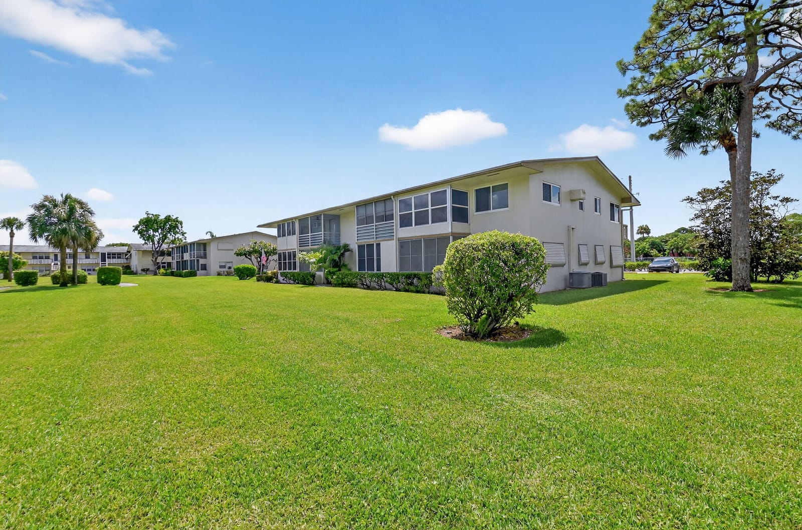 16 Waltham A, West Palm Beach, FL 33417 photo 15