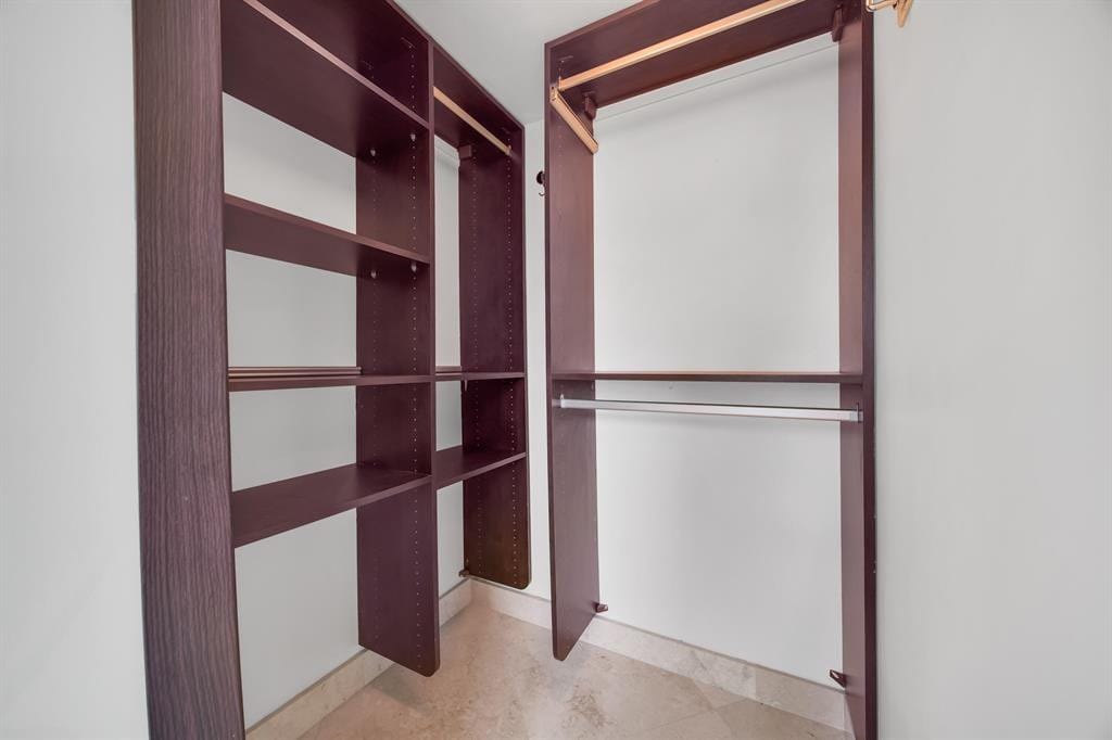 31 SE 5 1807 — photo 9