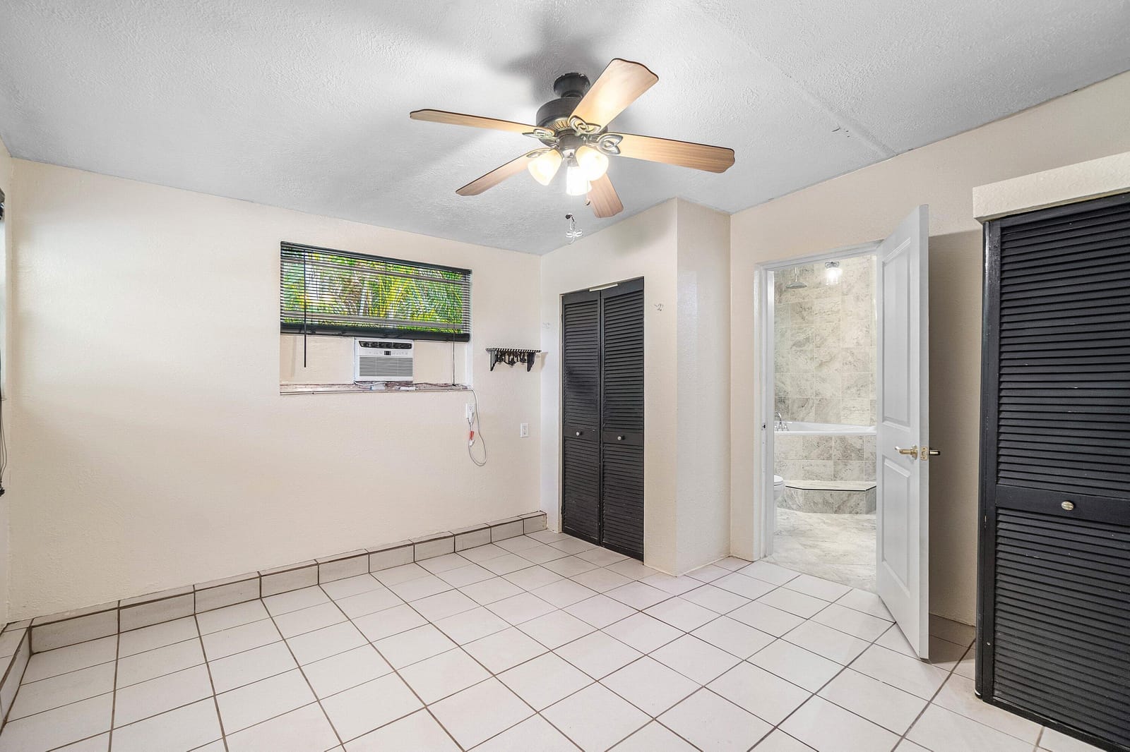 3607 Elizabeth Street, Palm Springs, FL 33461 photo 21