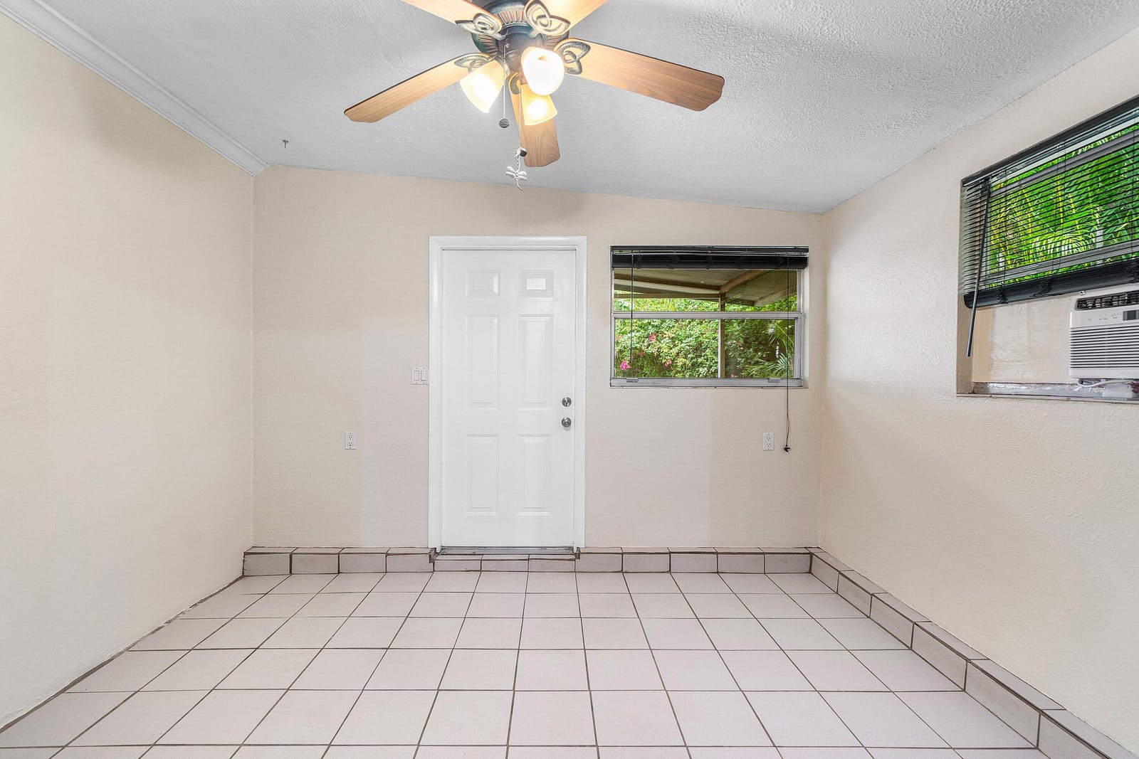 3607 Elizabeth Street, Palm Springs, FL 33461 photo 22