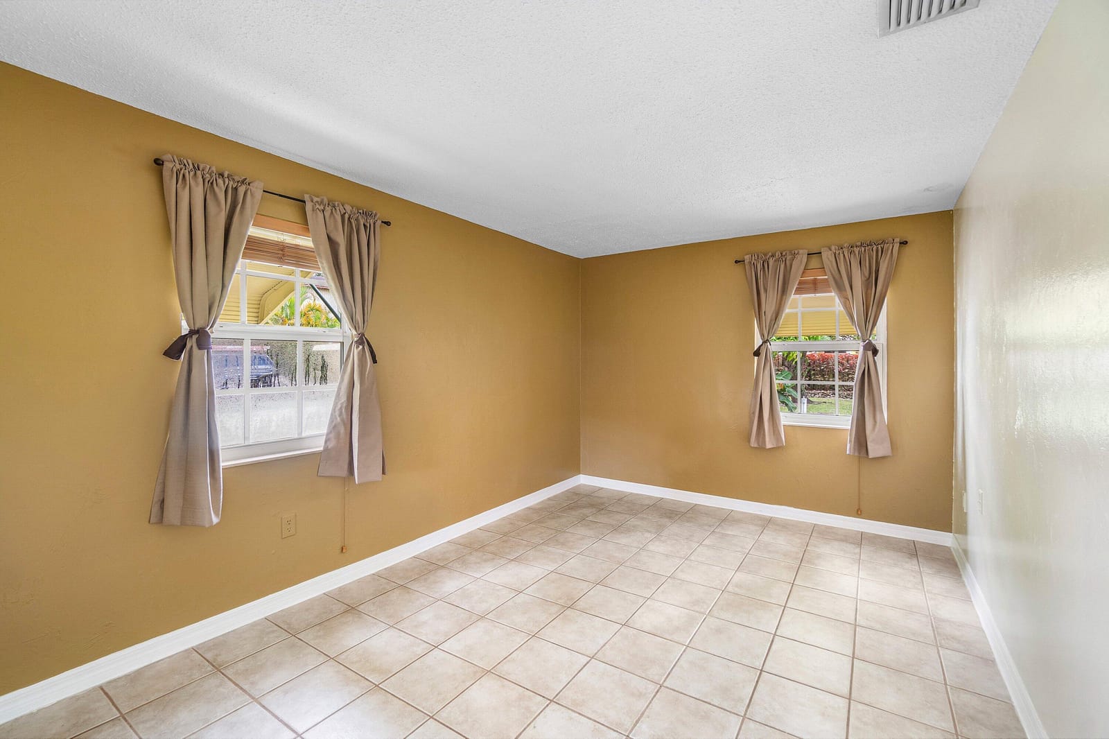 3607 Elizabeth Street, Palm Springs, FL 33461 photo 23