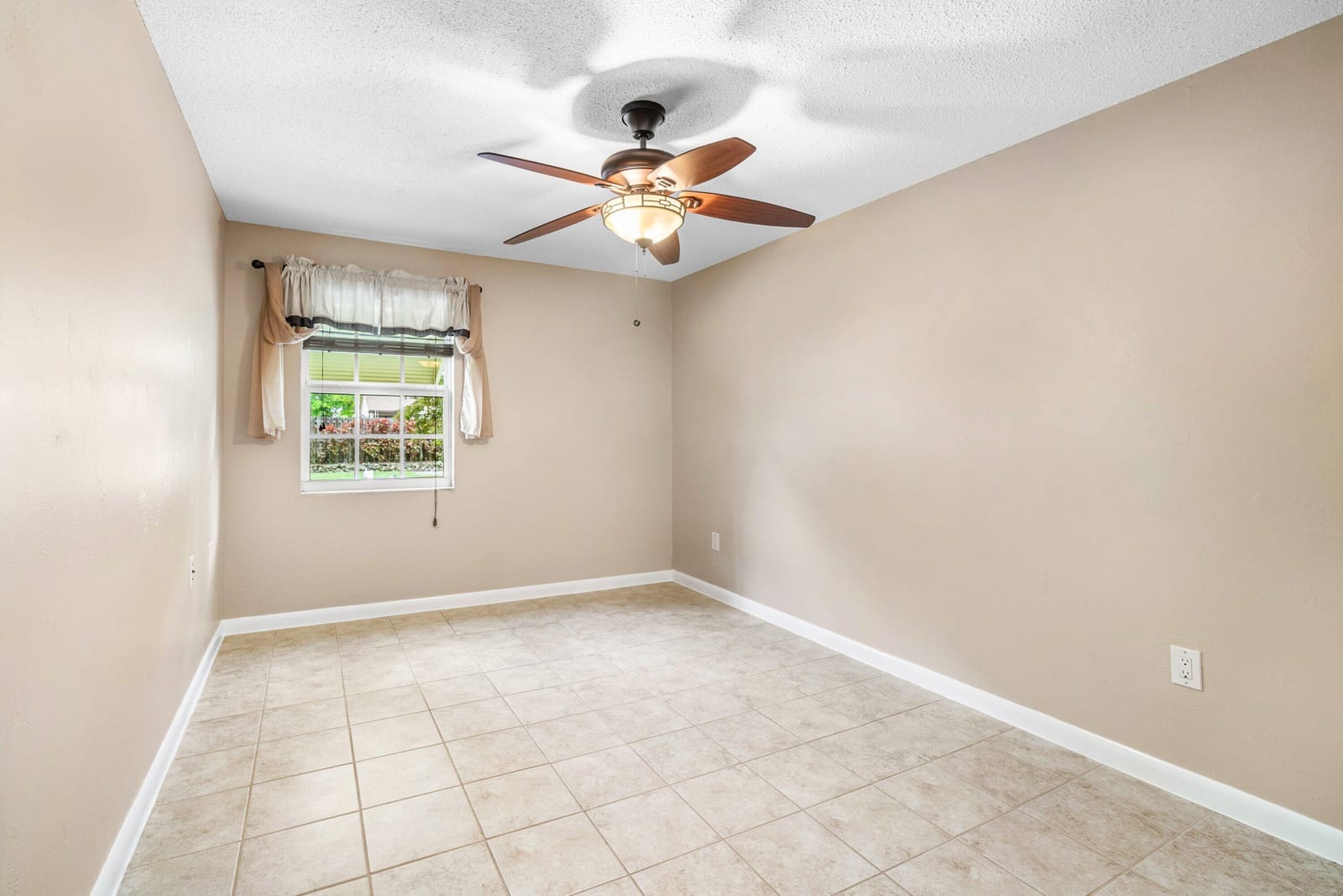 3607 Elizabeth Street, Palm Springs, FL 33461 photo 26
