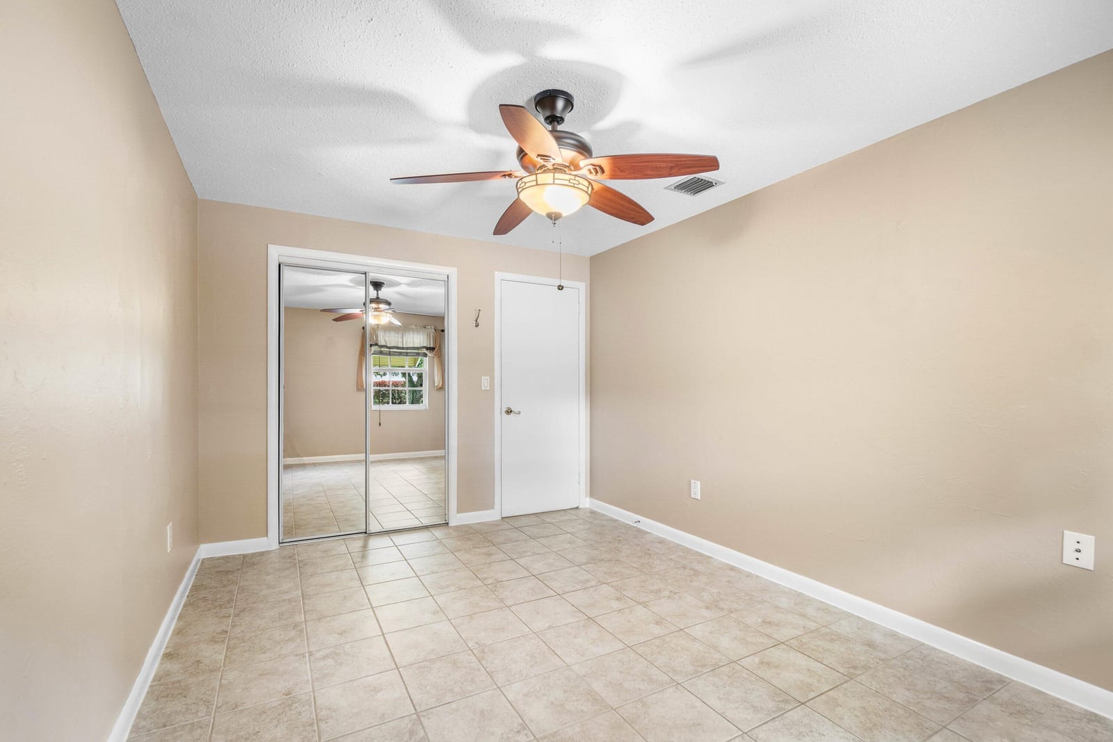 3607 Elizabeth Street, Palm Springs, FL 33461 photo 27