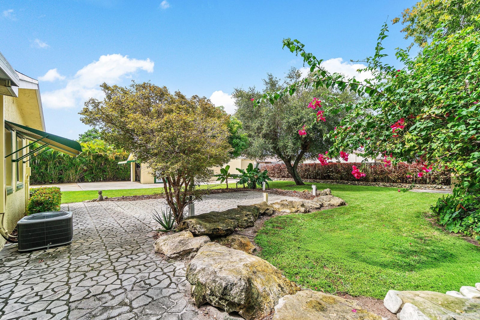 3607 Elizabeth Street, Palm Springs, FL 33461 photo 29