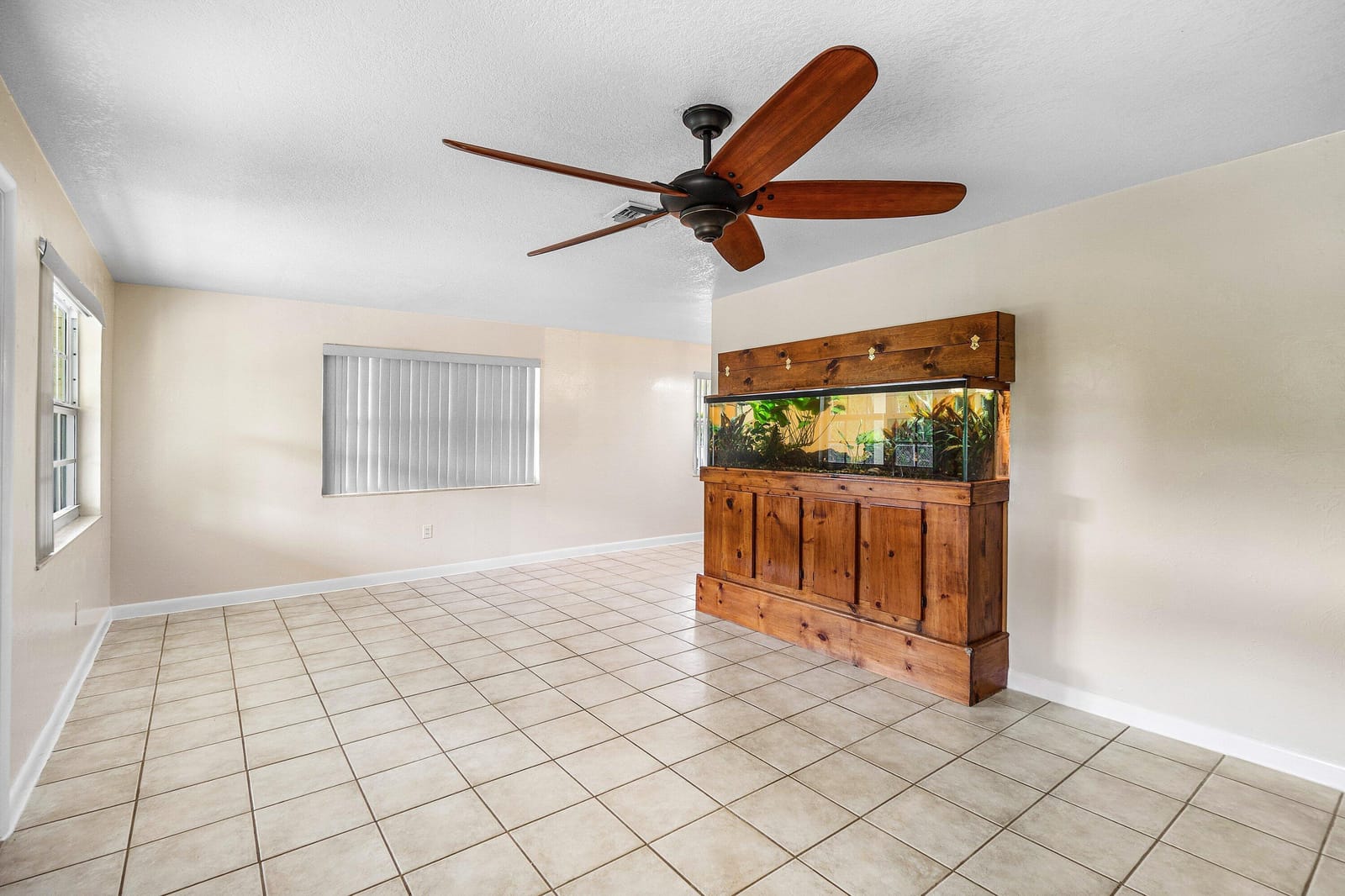 3607 Elizabeth Street — photo 9