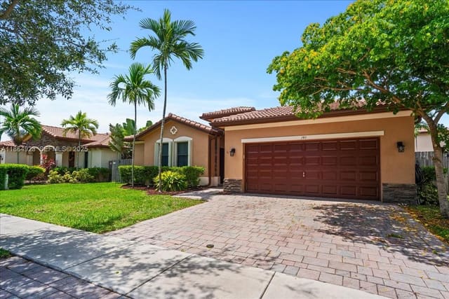 140 SE 36th Terrace, sold in Baywinds Of Barbados, Homestead, FL