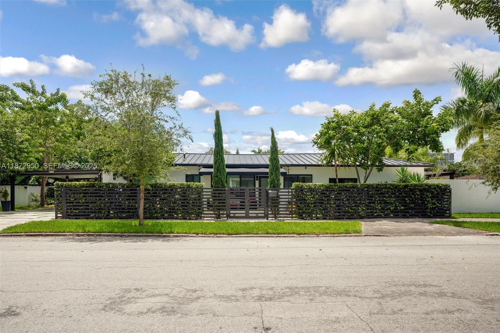 2484 SW 25th Street, Miami, FL 33133, Miami