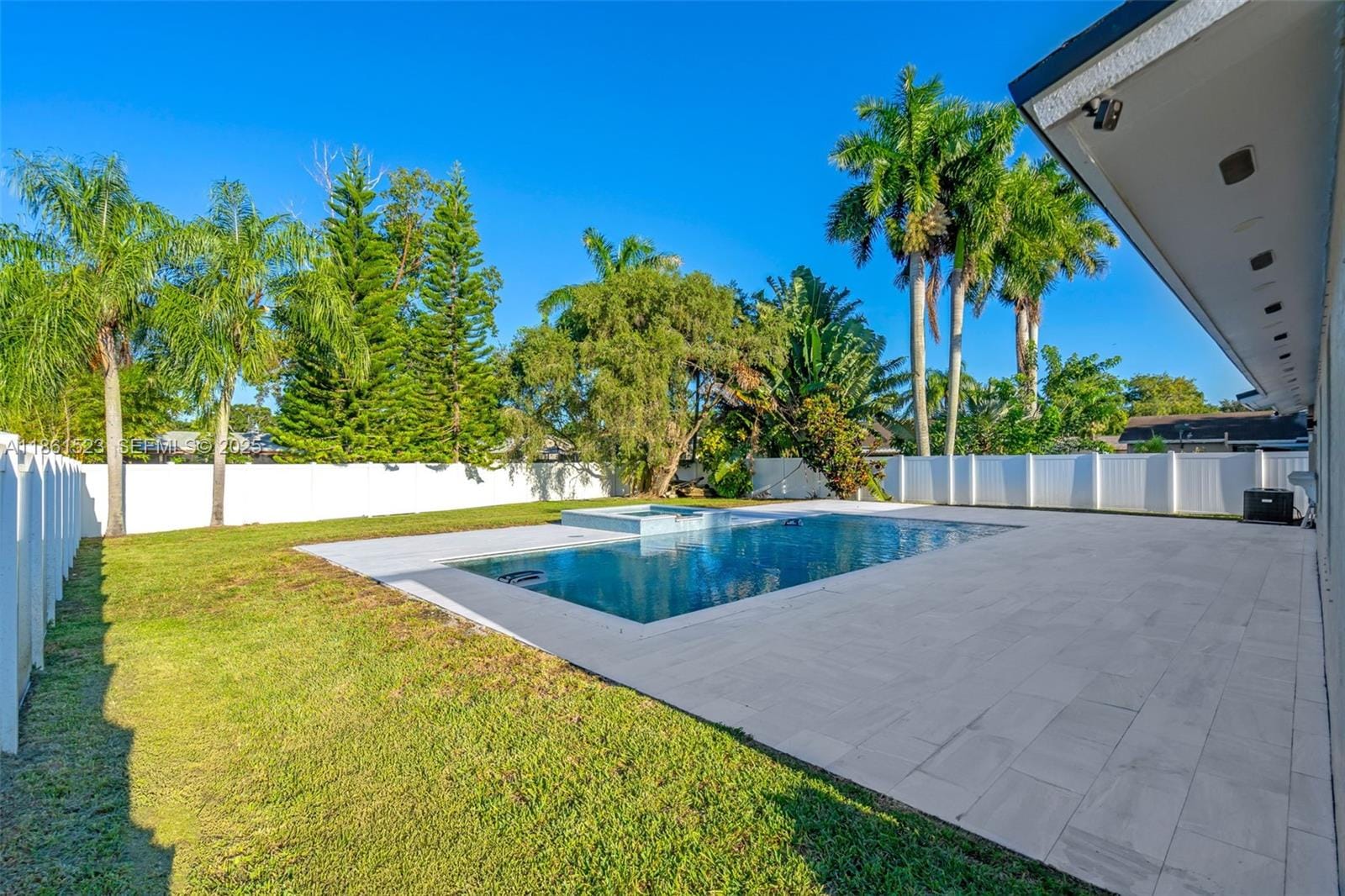 1120 SW 128th Drive, Davie, FL 33325 photo 23