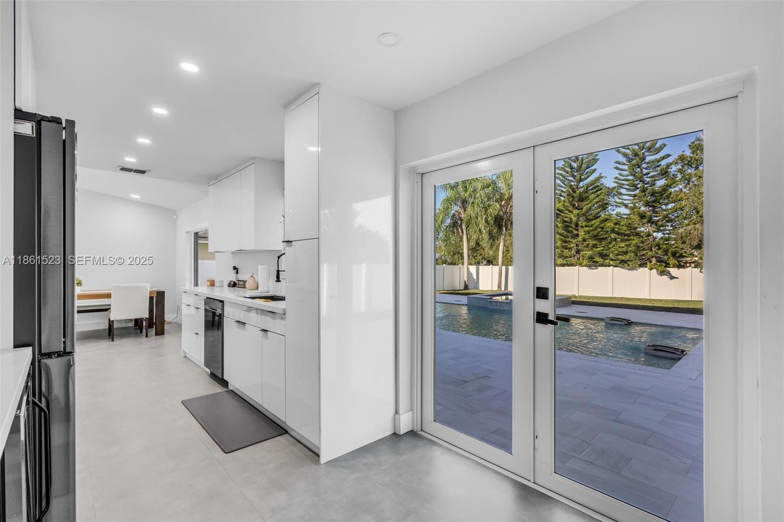 1120 SW 128th Drive — photo 10