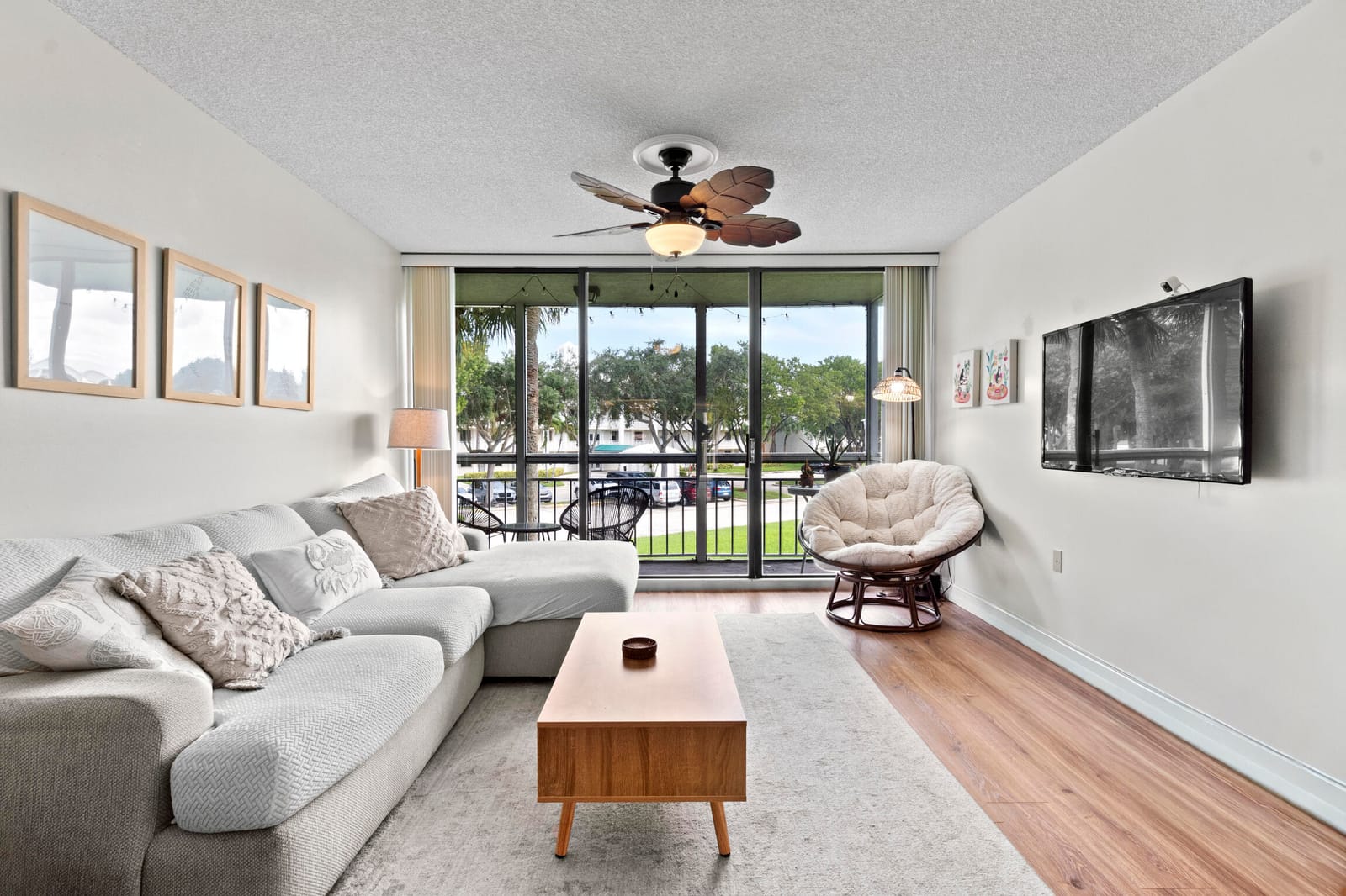 6193 Balboa Circle 202, Boca Raton, FL 33433 photo 2