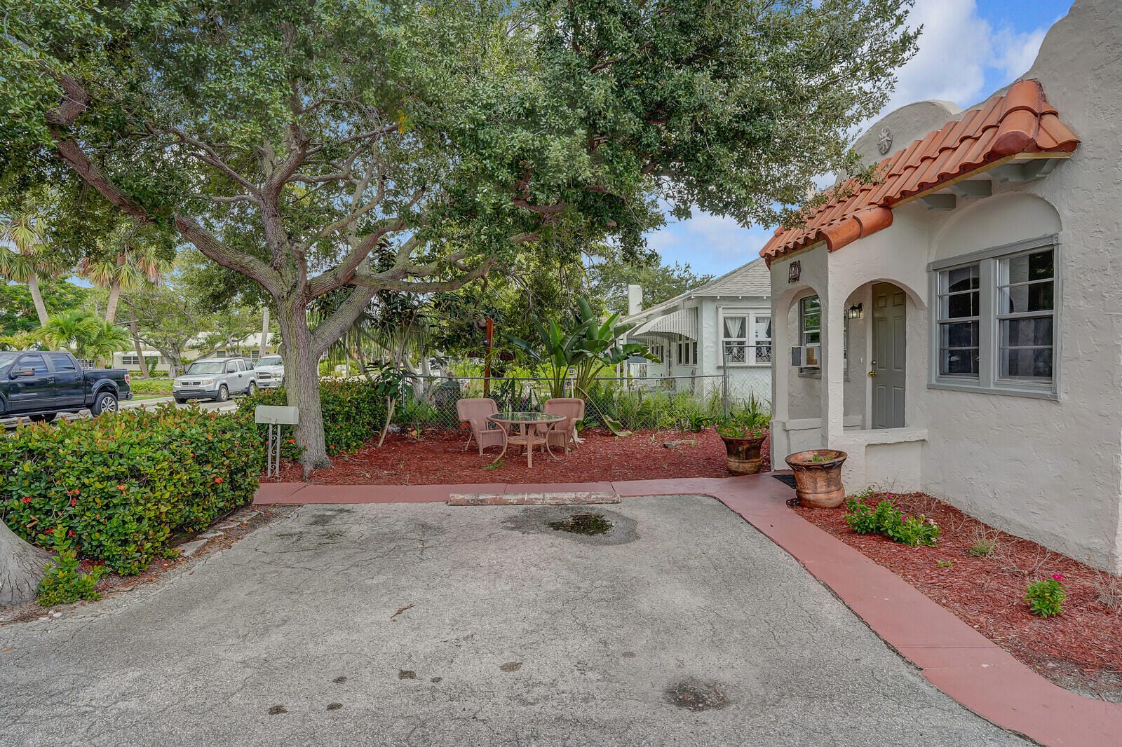 410 S Ocean Breeze — photo 2