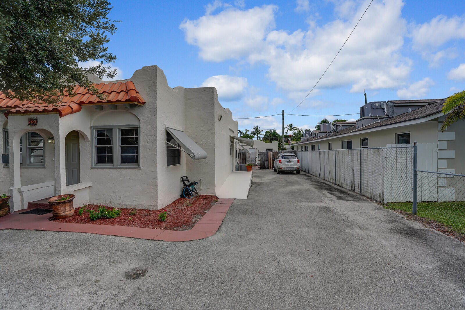 410 S Ocean Breeze — photo 4
