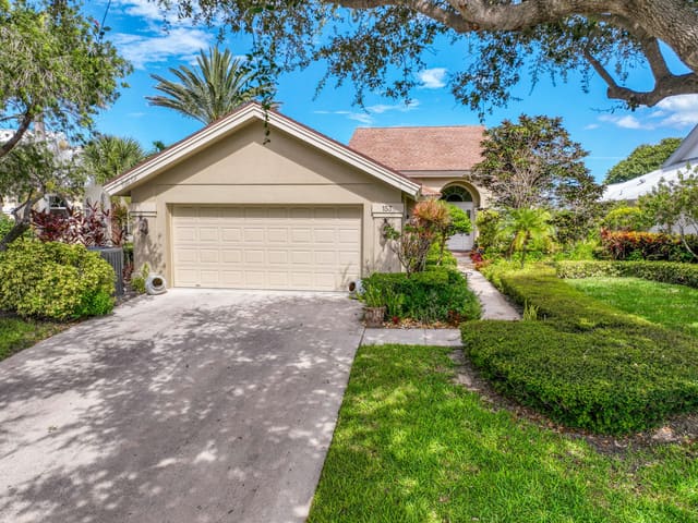 153 Ridge Road, sold in The Bluffs, Jupiter, FL