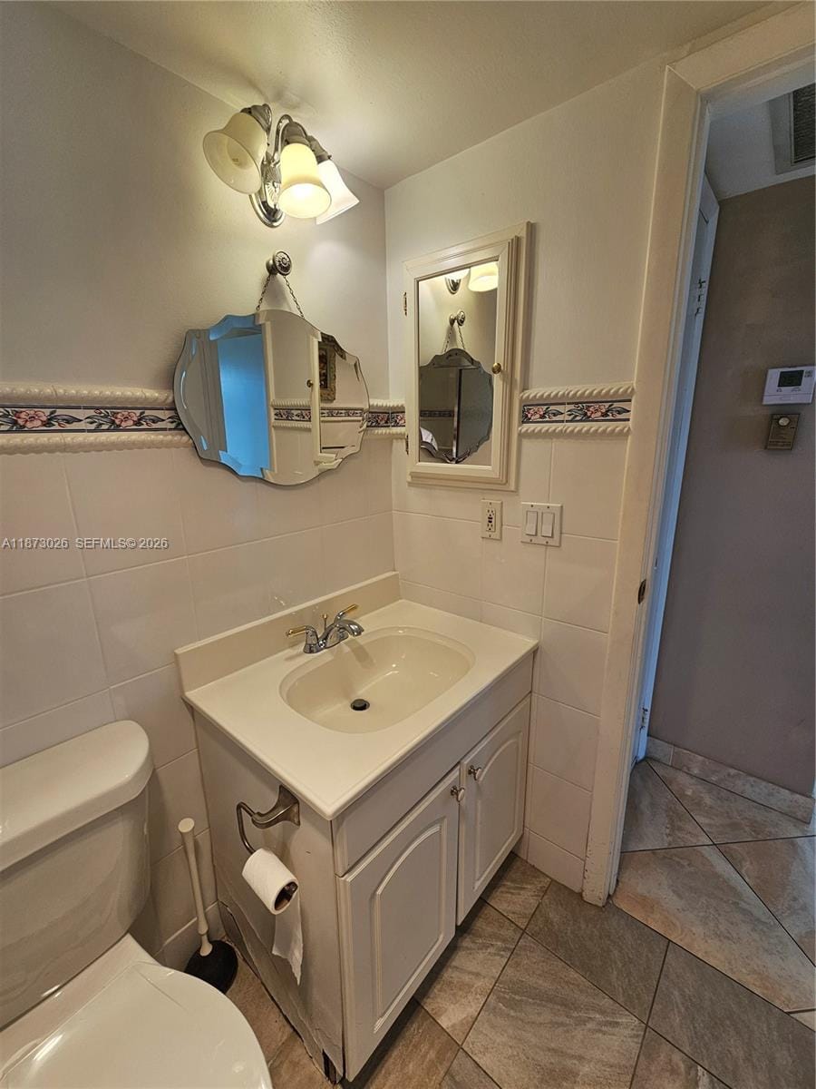 20400 W Country Club Drive 711, Aventura, FL 33180 photo 30