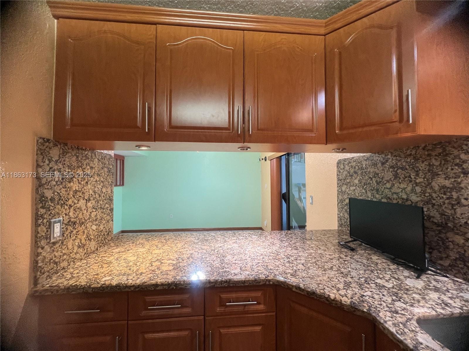 6590 W Th -106 Court 24, Hialeah, FL 33016 photo 16