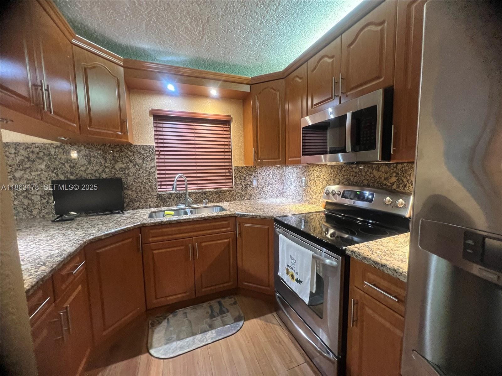6590 W Th -106 Court 24, Hialeah, FL 33016 photo 17