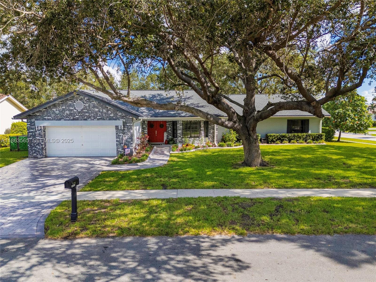 20341 NW 8th Street, Pembroke Pines, FL 33029