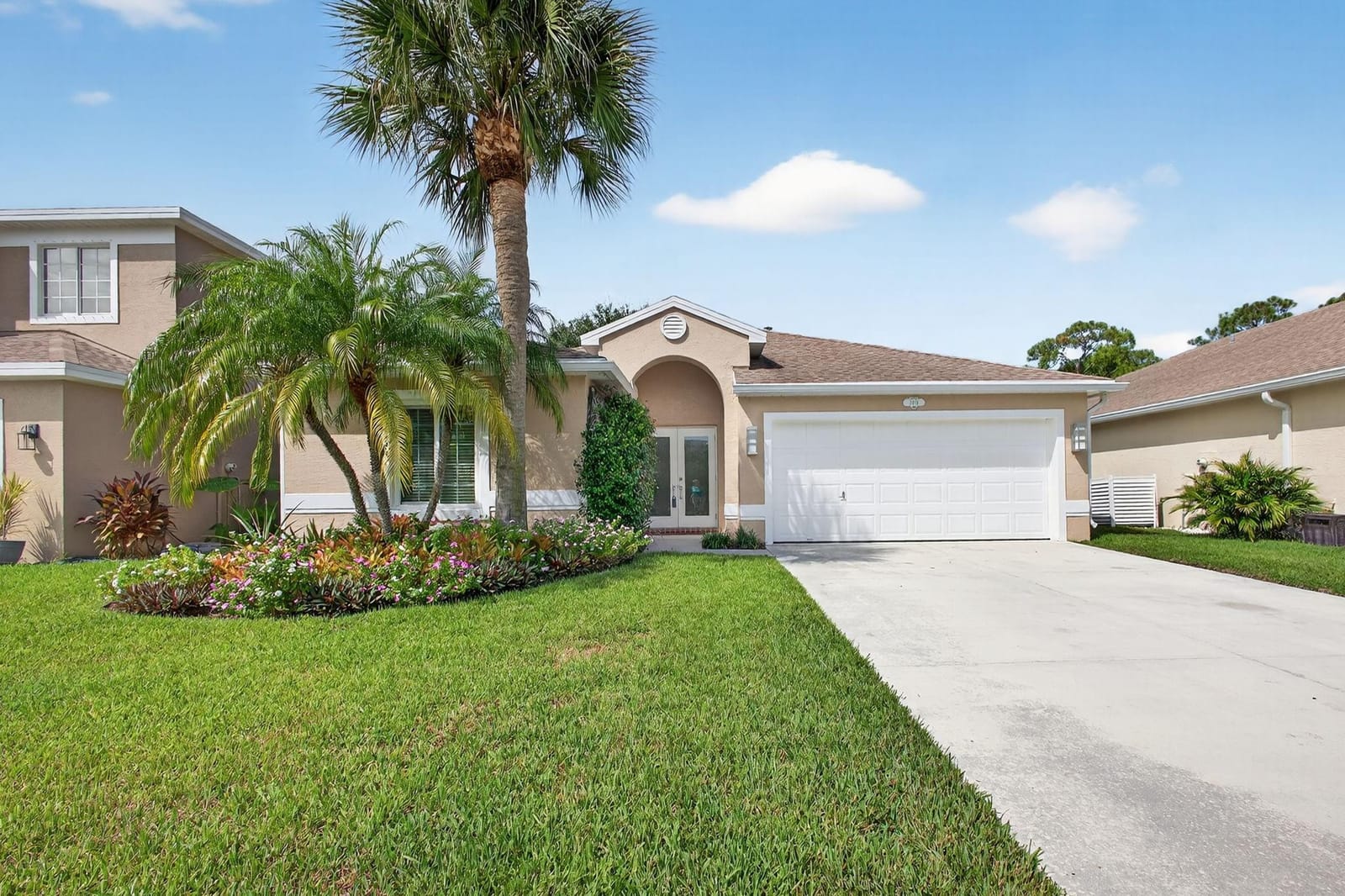 3 bedroom home for sale at 2474 Springtree, Stuart, FL 34997 — $469,000