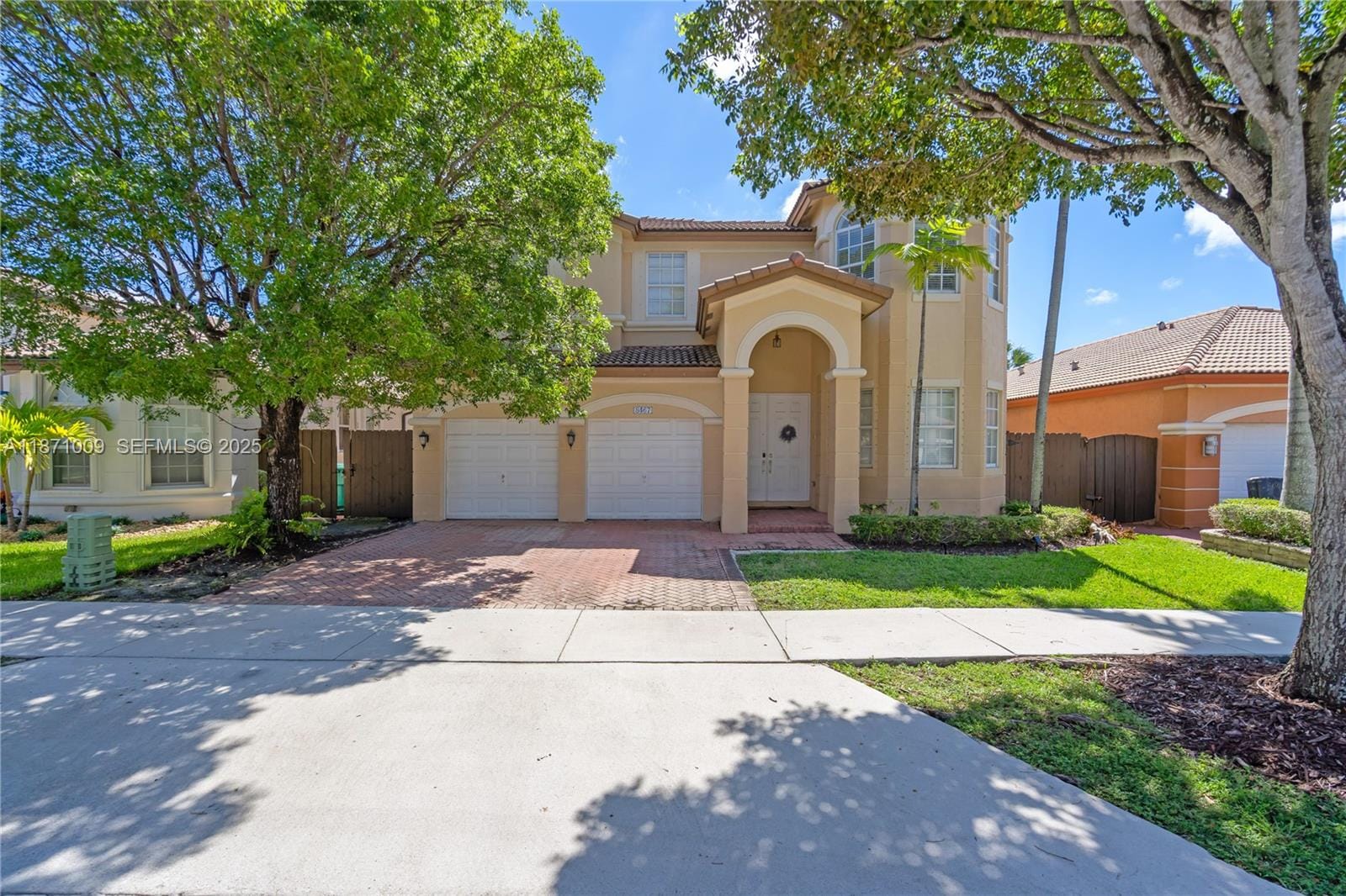 8467 NW 110th Place, Doral, FL 33178
