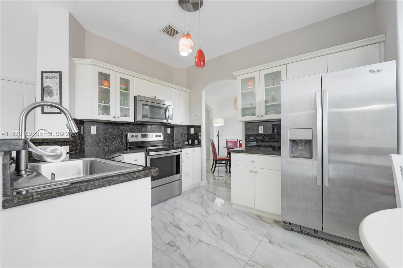 11324 NW 74th Terrace — photo 3