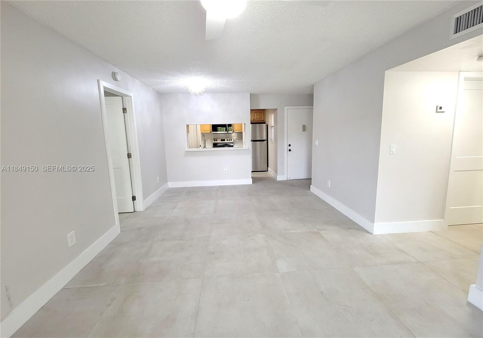 9728 Hammocks Boulevard 201-27 — photo 2