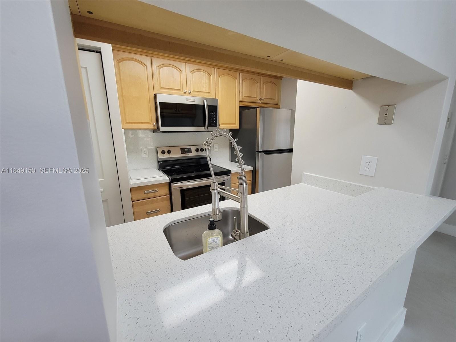 9728 Hammocks Boulevard 201-27 — photo 3