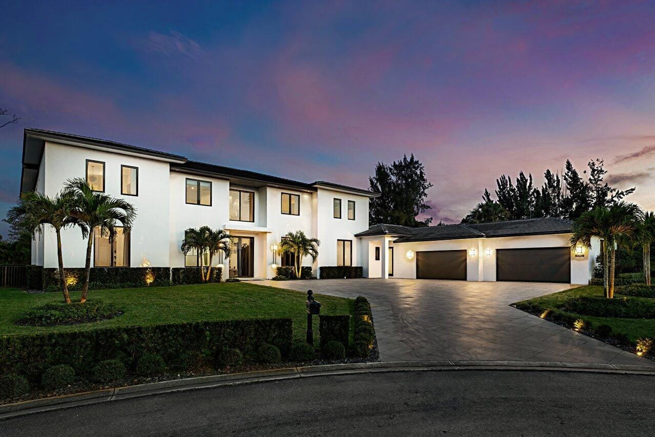 6352 NW 65th Way — photo 3