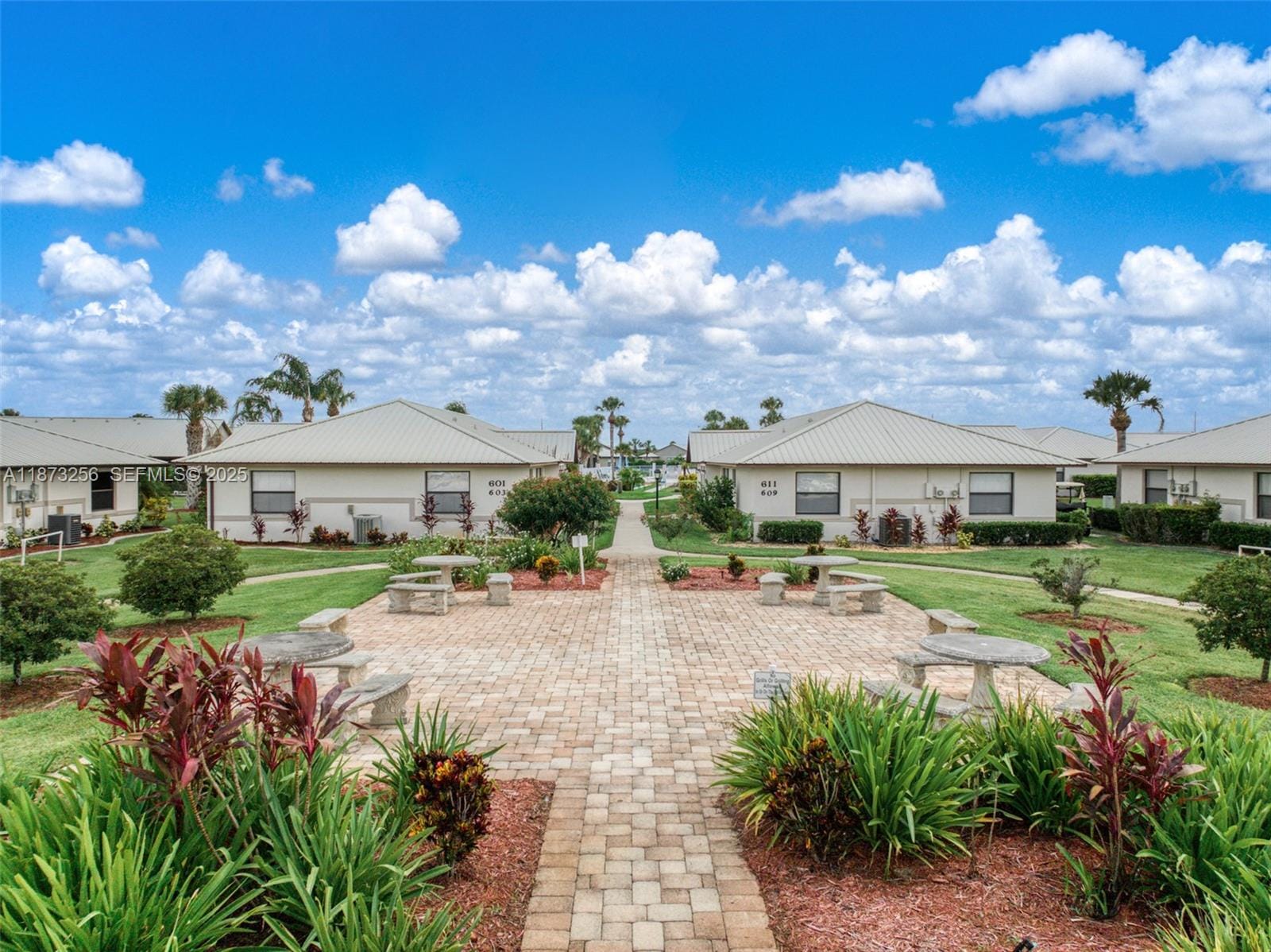 2103 Villaway 2103, Sebring, FL 33876 photo 18