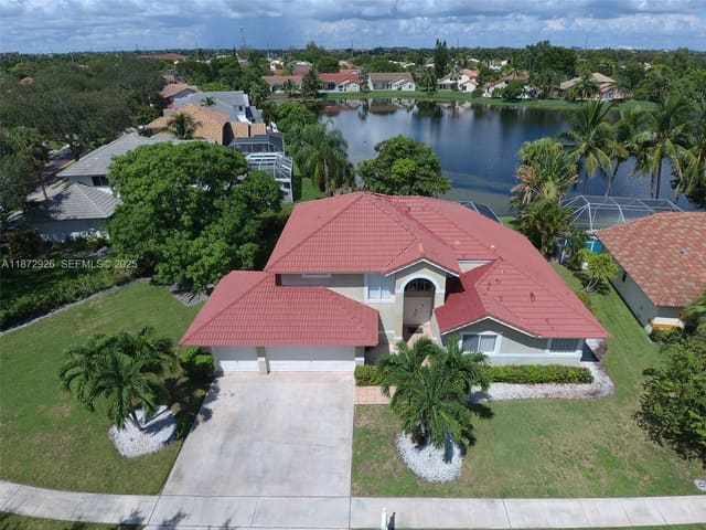 1430 SW 102nd Avenue, Pembroke Pines, FL 33025