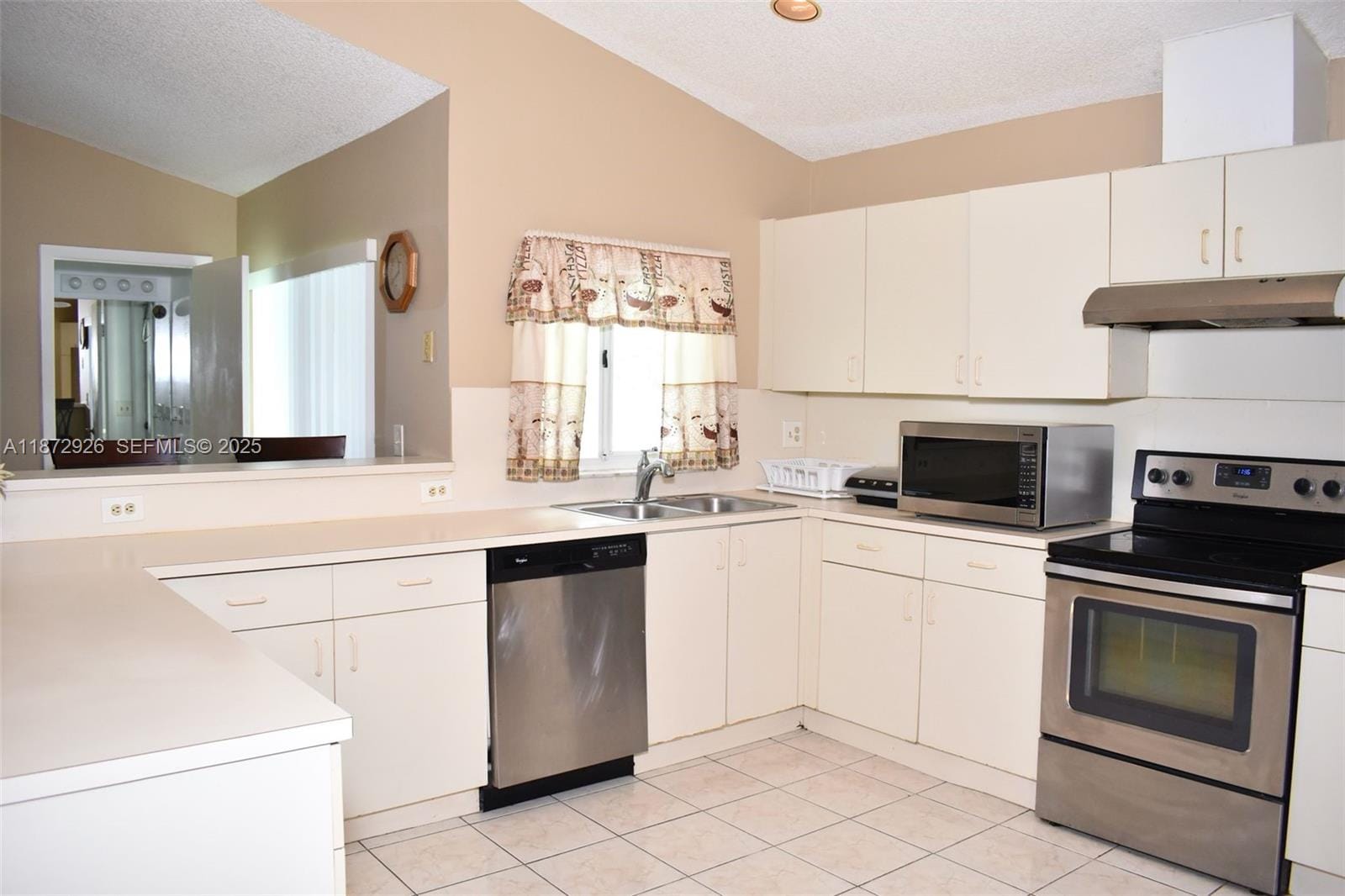 1430 SW 102nd Avenue, Pembroke Pines, FL 33025 photo 13