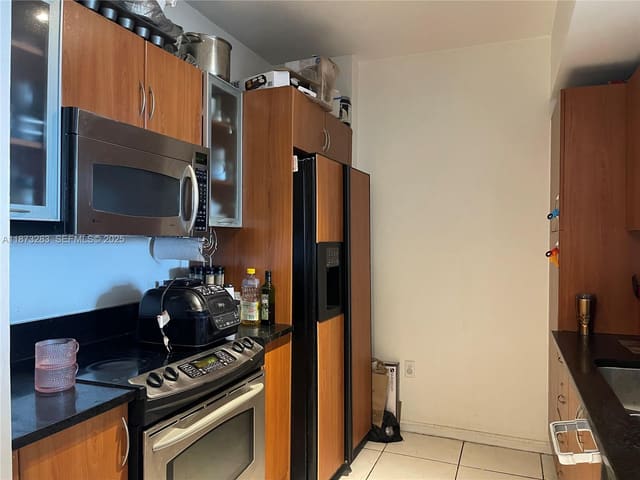 2775 NE 187th Street 205, Aventura, FL 33180