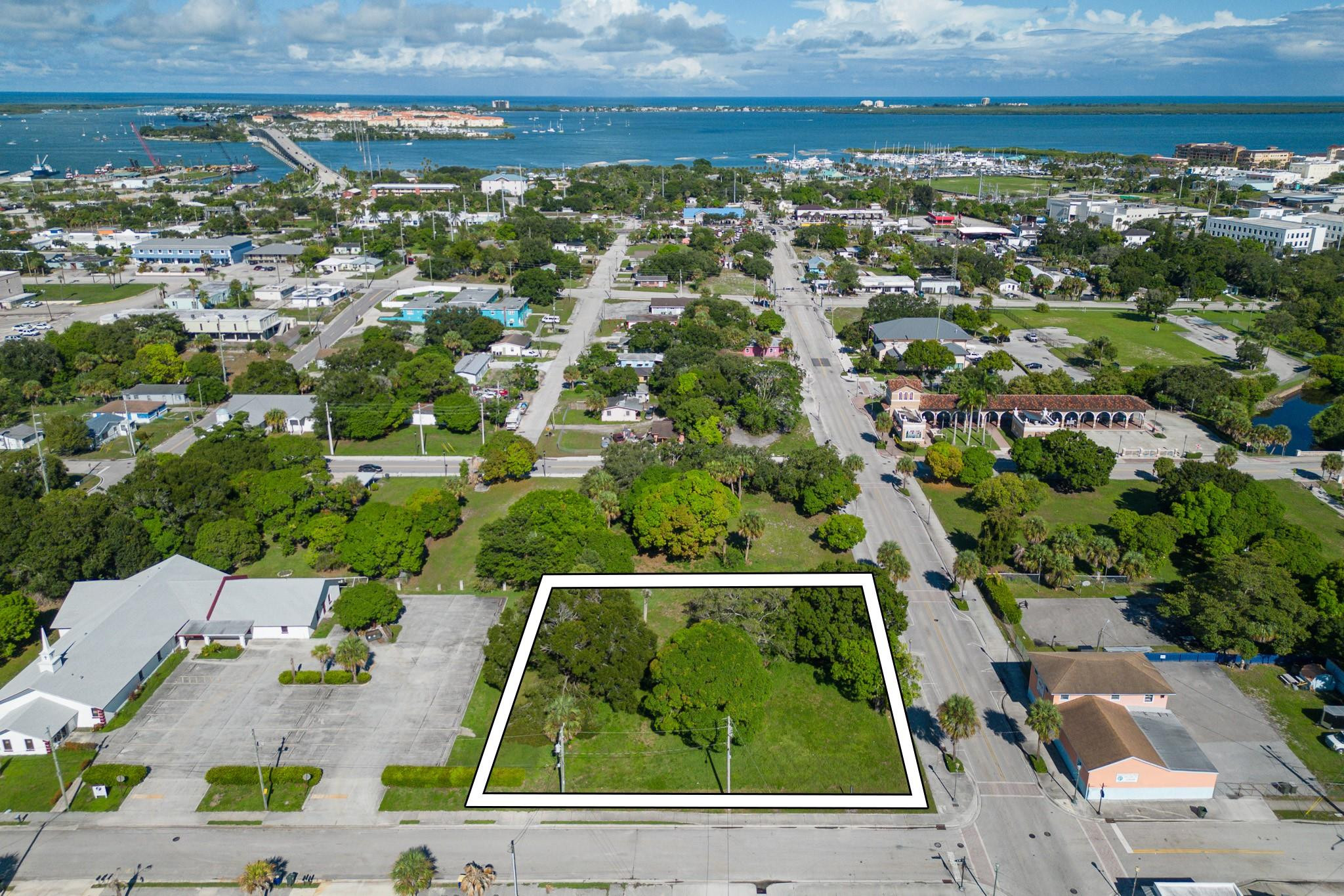 N 9th Street, Fort Pierce, FL 34950, Fort Pierce
