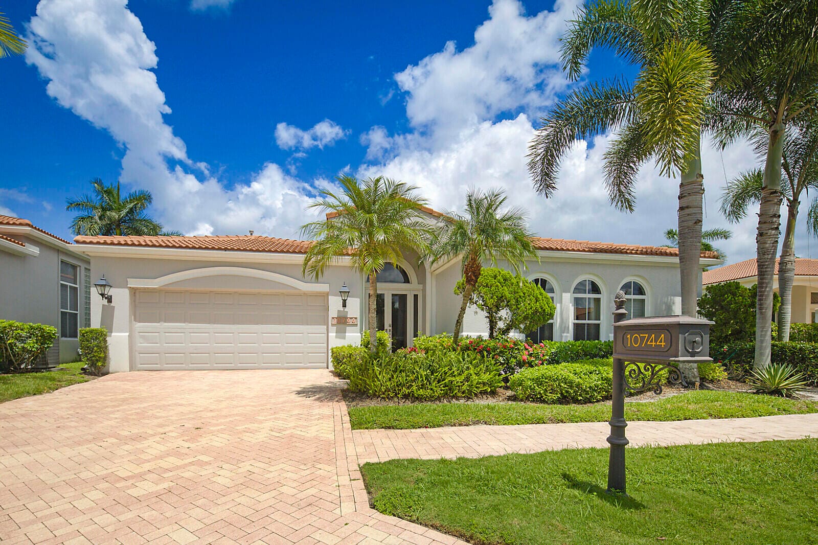 10744 Waterford Place, West Palm Beach, FL 33412