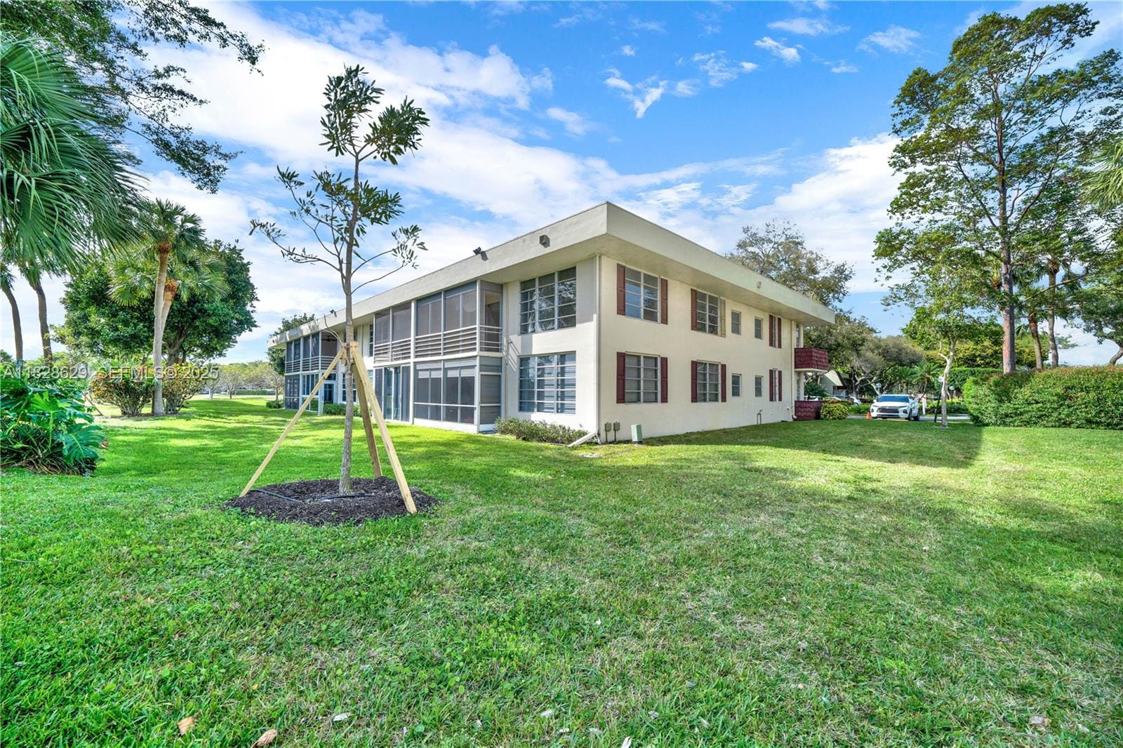 3200 N Course Lane 216, Pompano Beach, FL 33069