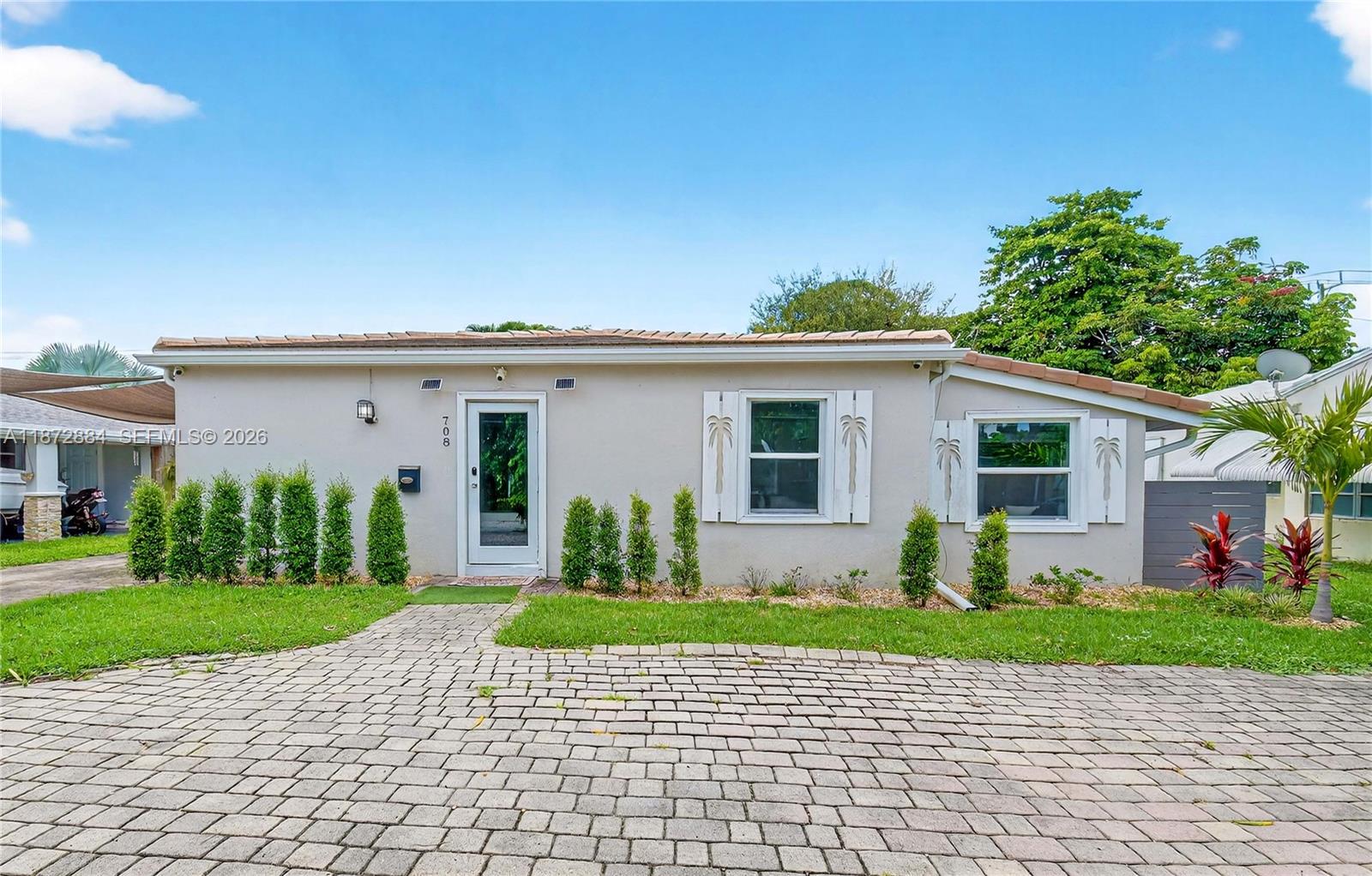 708 SW 19th Street — photo 2