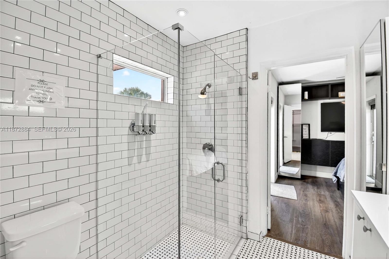 708 SW 19th Street — photo 5