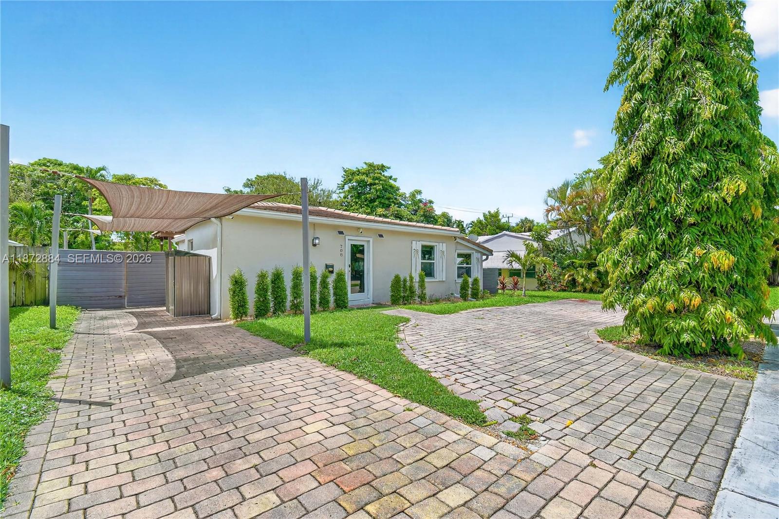 708 SW 19th Street — photo 8