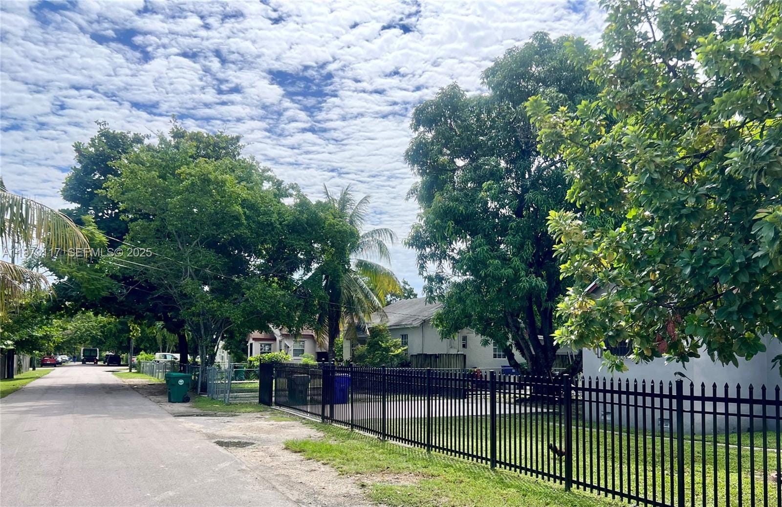 7552 NE Miami Court, Miami, FL 33138 photo 3