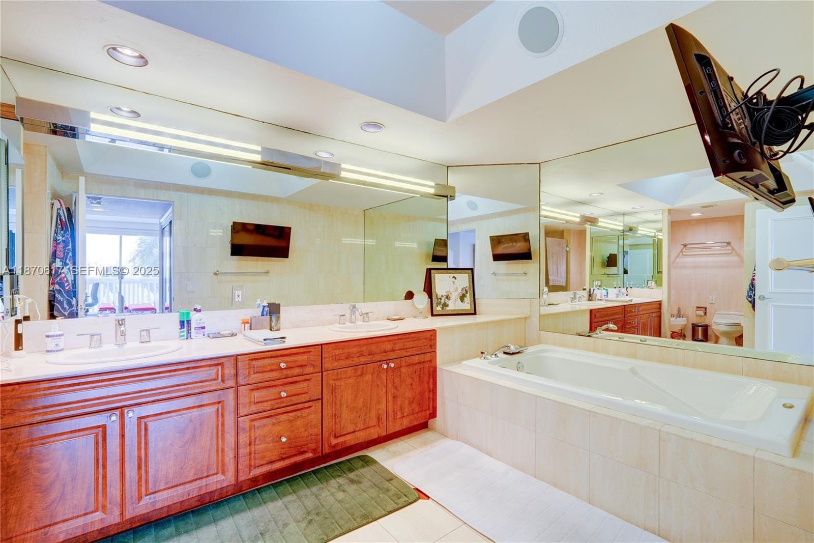 2000 Island Boulevard 710, Aventura, FL 33160 photo 22