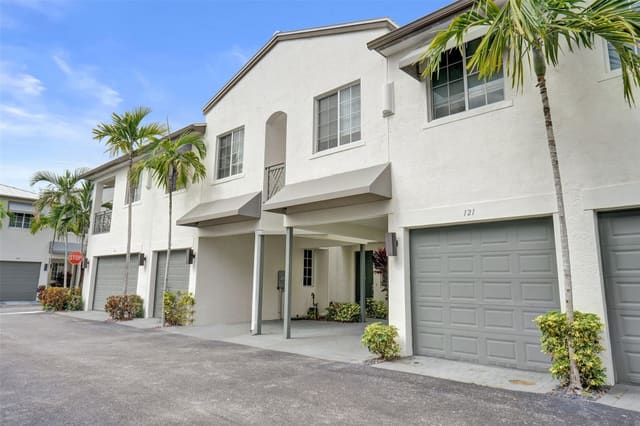 121 SE 7th Avenue 121, Pompano Beach, FL 33060
