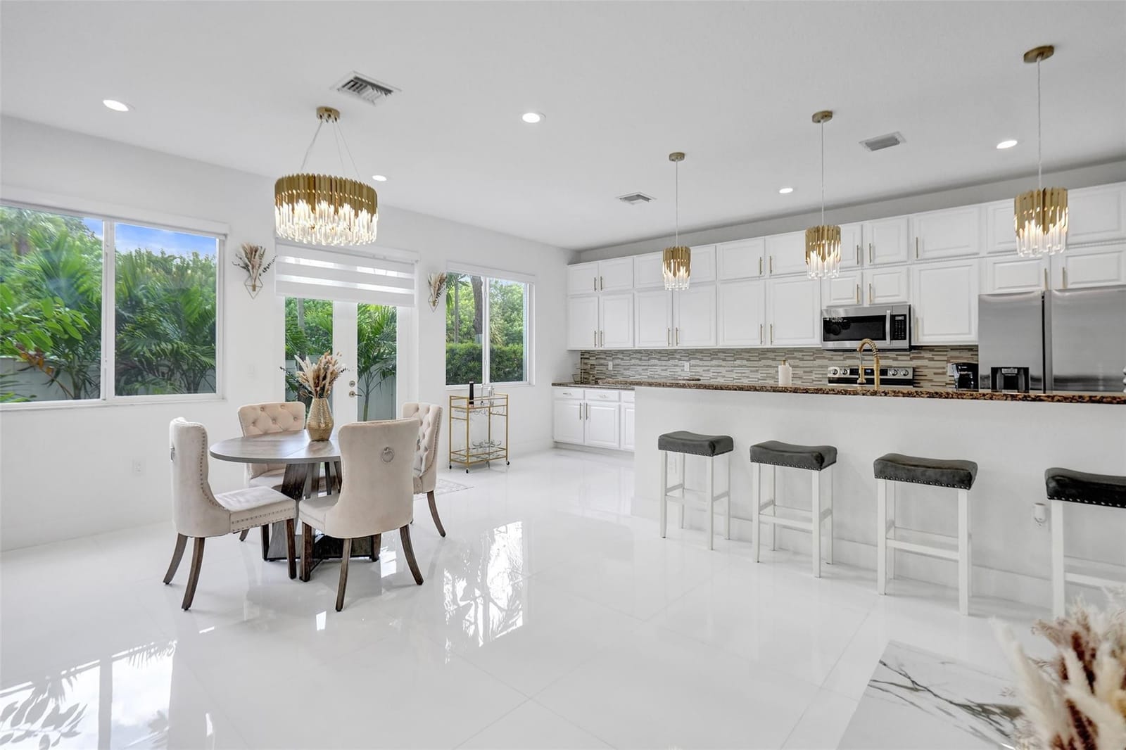 121 SE 7th Avenue 121, Pompano Beach, FL 33060 photo 12