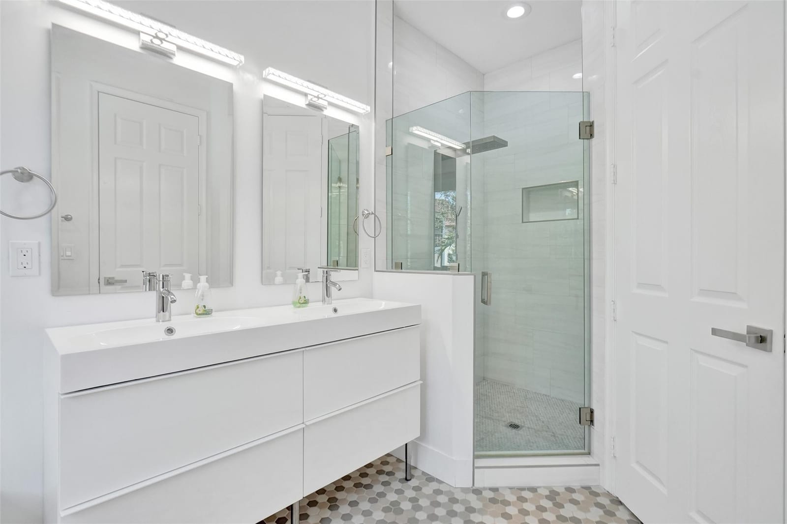 121 SE 7th Avenue 121, Pompano Beach, FL 33060 photo 19