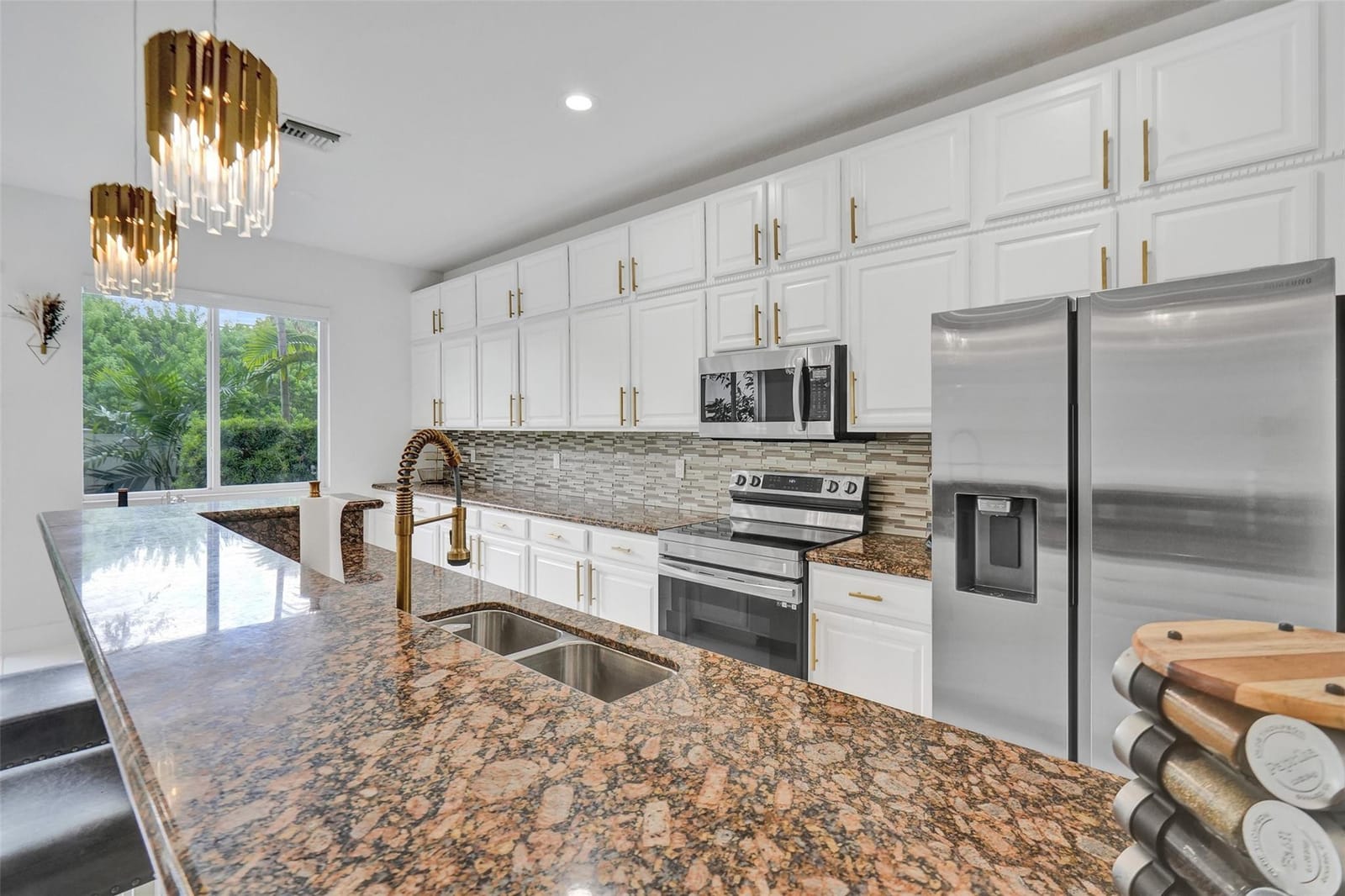 121 SE 7th Avenue 121, Pompano Beach, FL 33060 photo 8