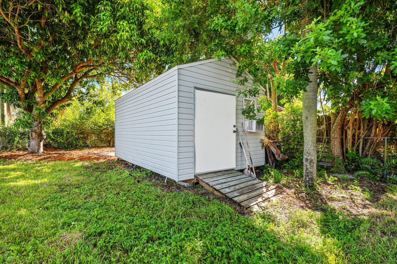 5564 Maypop Road, West Palm Beach, FL 33415 photo 21