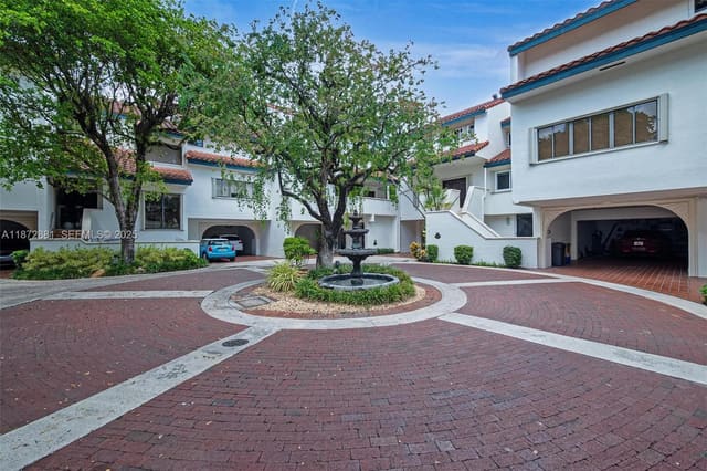 2000 S Bayshore Drive 72, sold in L Hermitage, Miami, FL