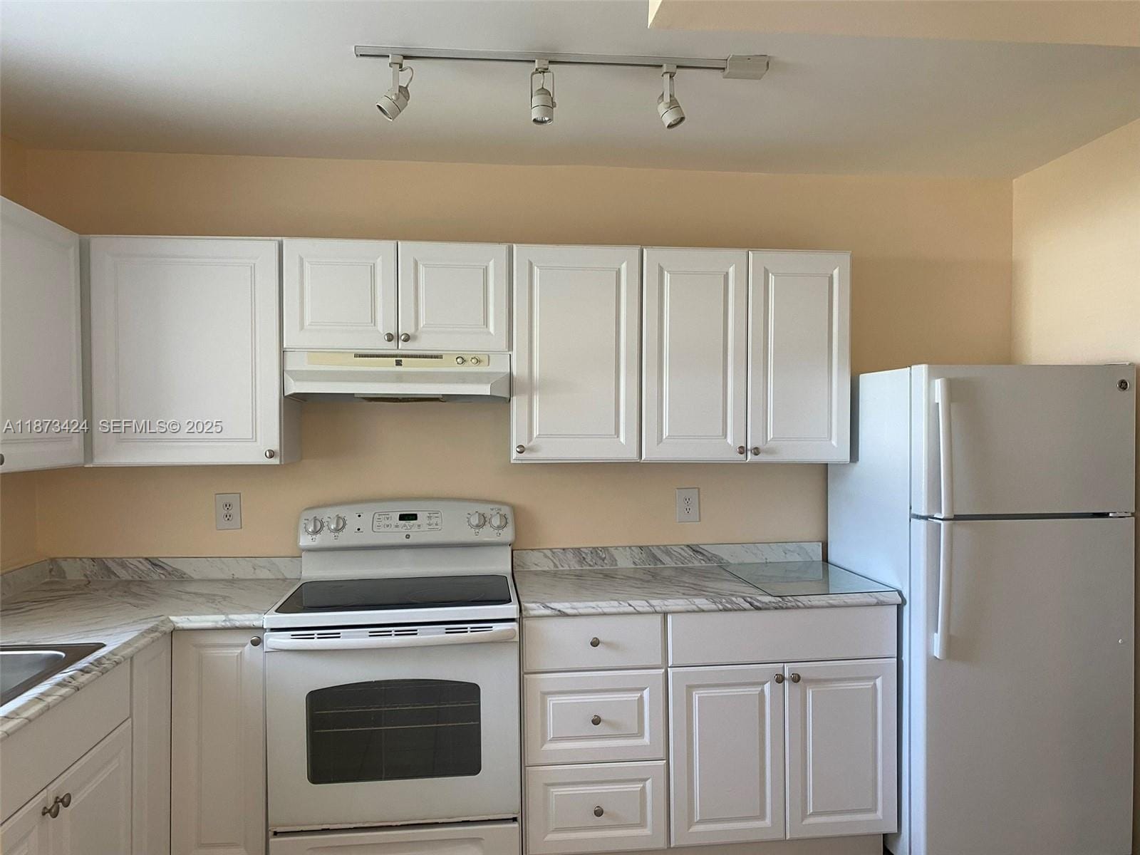 10772 La Placida Drive 7301 — photo 2
